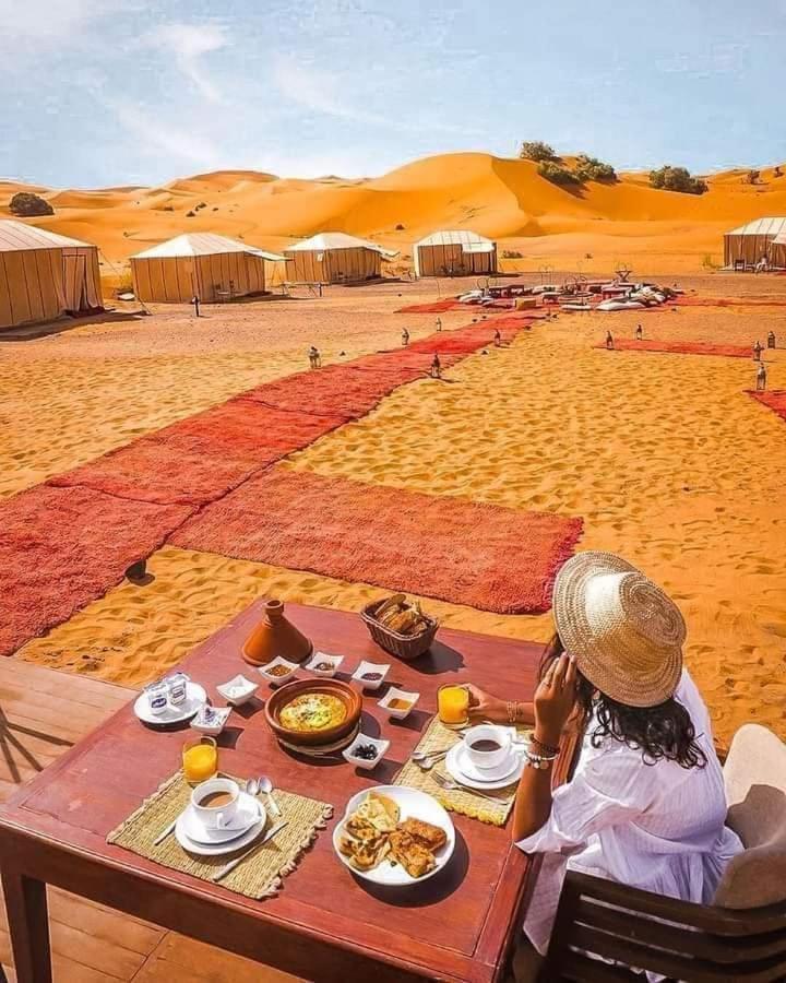 Silver Luxury Camp Merzouga Esterno foto